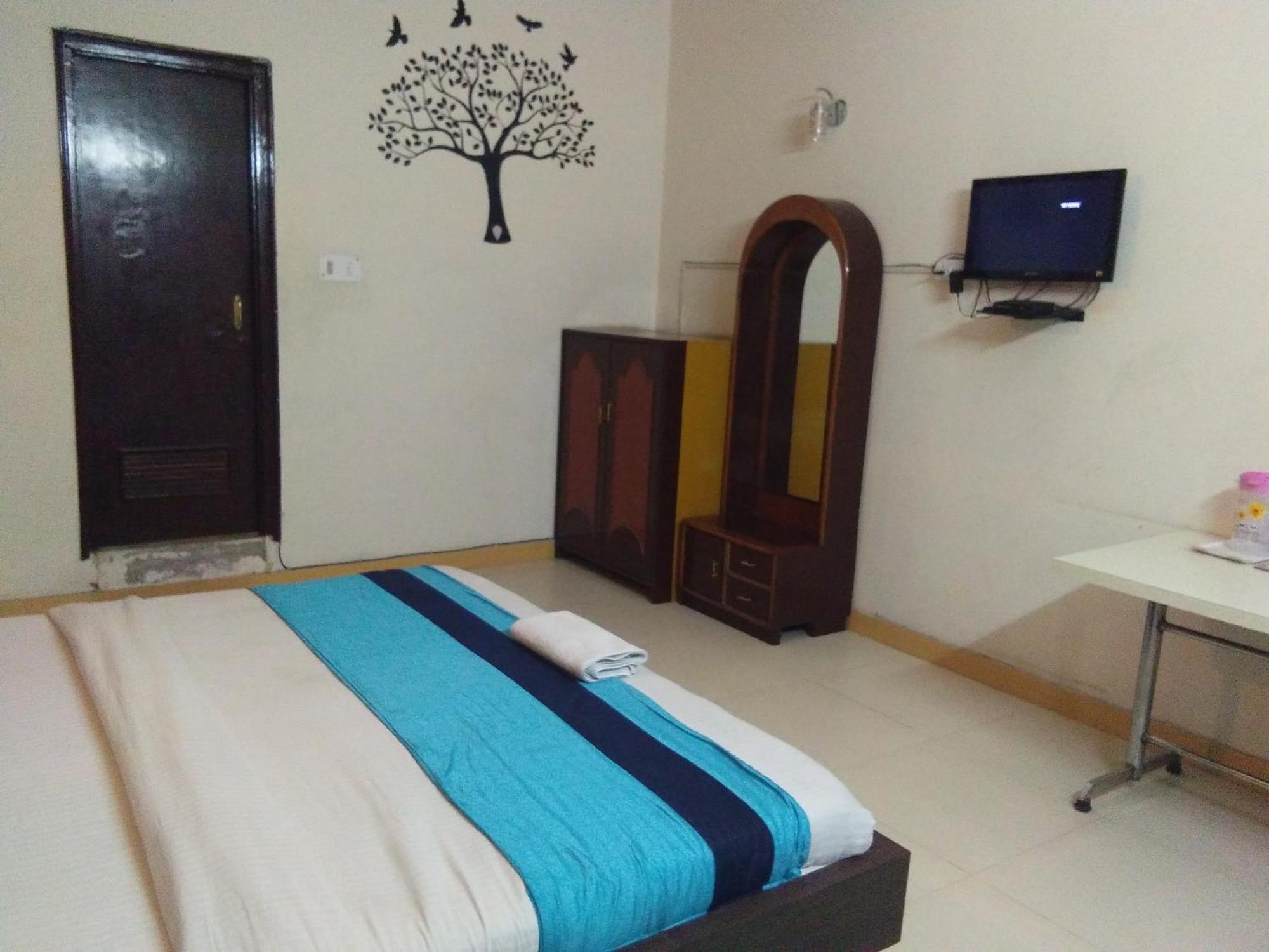Hotel Samridhi Palace Juhi Bari Extérieur photo